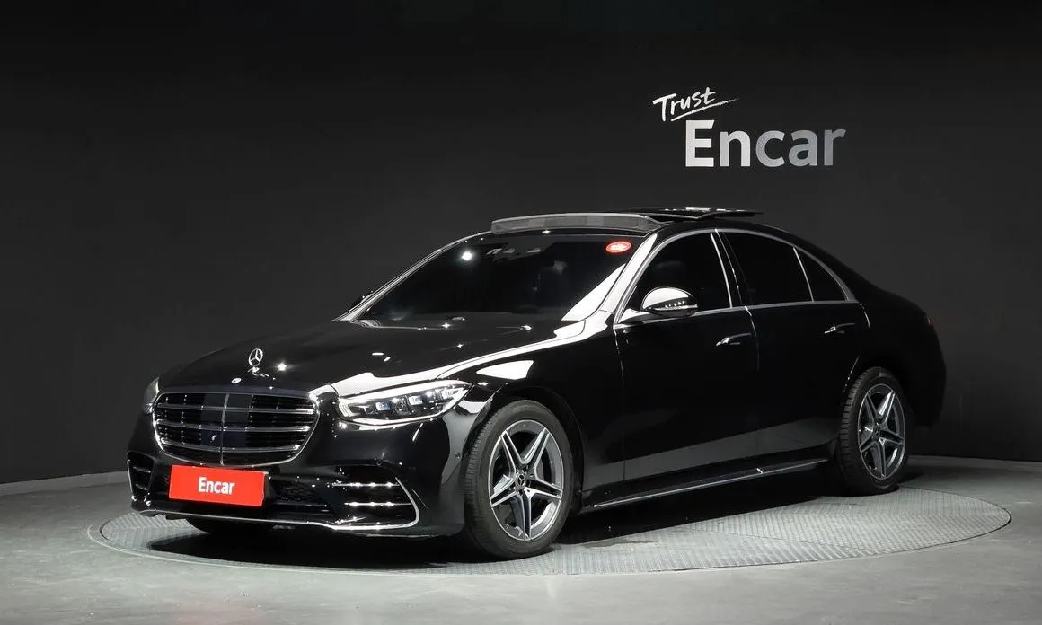 Mercedes-Benz S-Class — фото 1