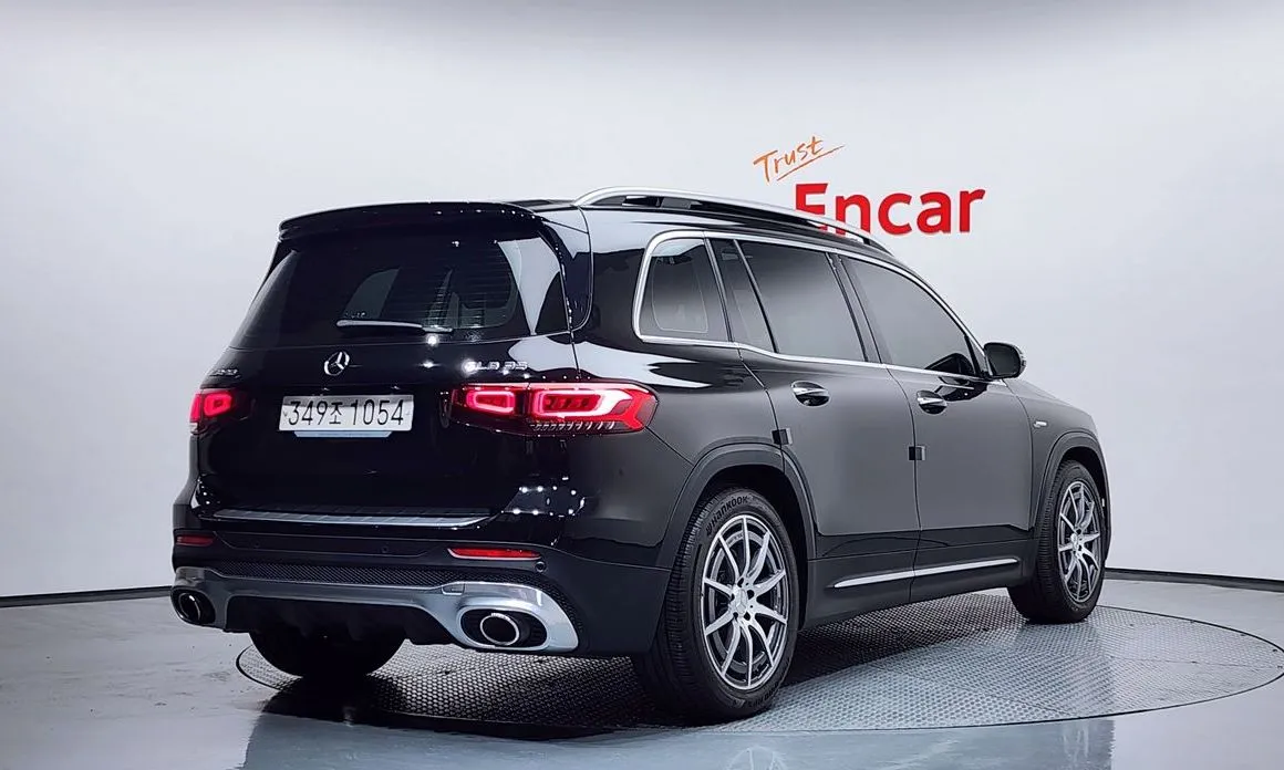 Mercedes-Benz GLB-Class — фото 10