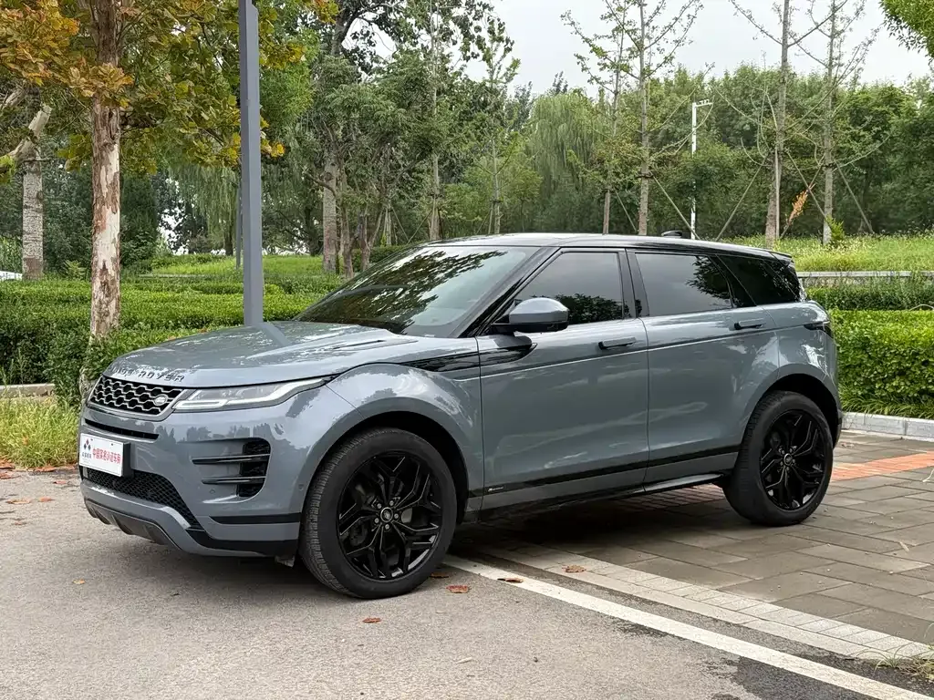 Land Rover Evoque — фото 1