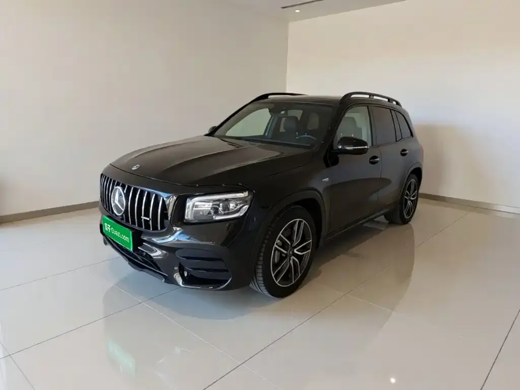 Mercedes-Benz GLB AMG — фото 1