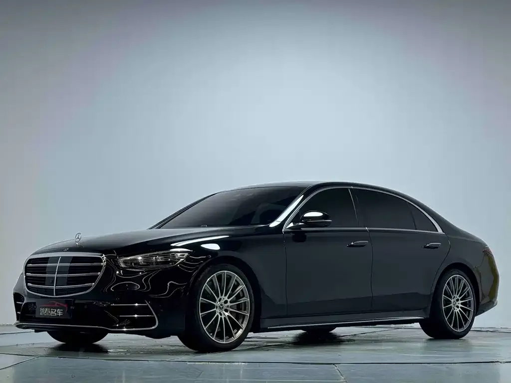 Mercedes-Benz S-Class — фото 1