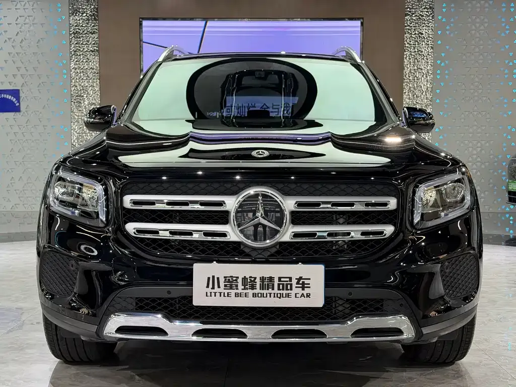 Mercedes-Benz GLB — фото 6