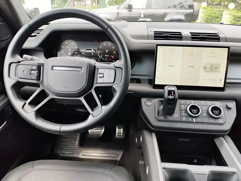 Land Rover Defender — фото 4