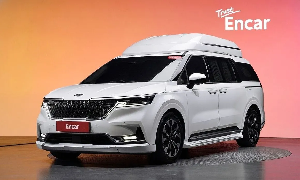 Kia Carnival — фото 1