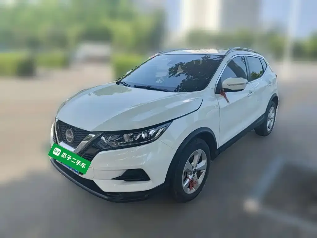 Nissan Qashqai — фото 1