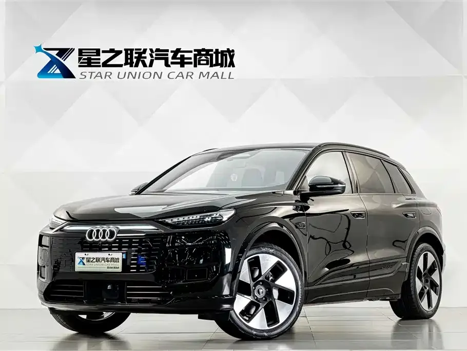 Audi Q6L e-tron — фото 1