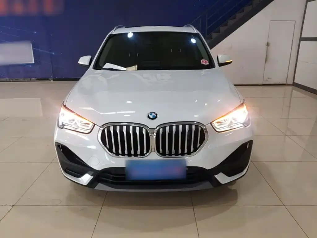 BMW X1 — фото 3