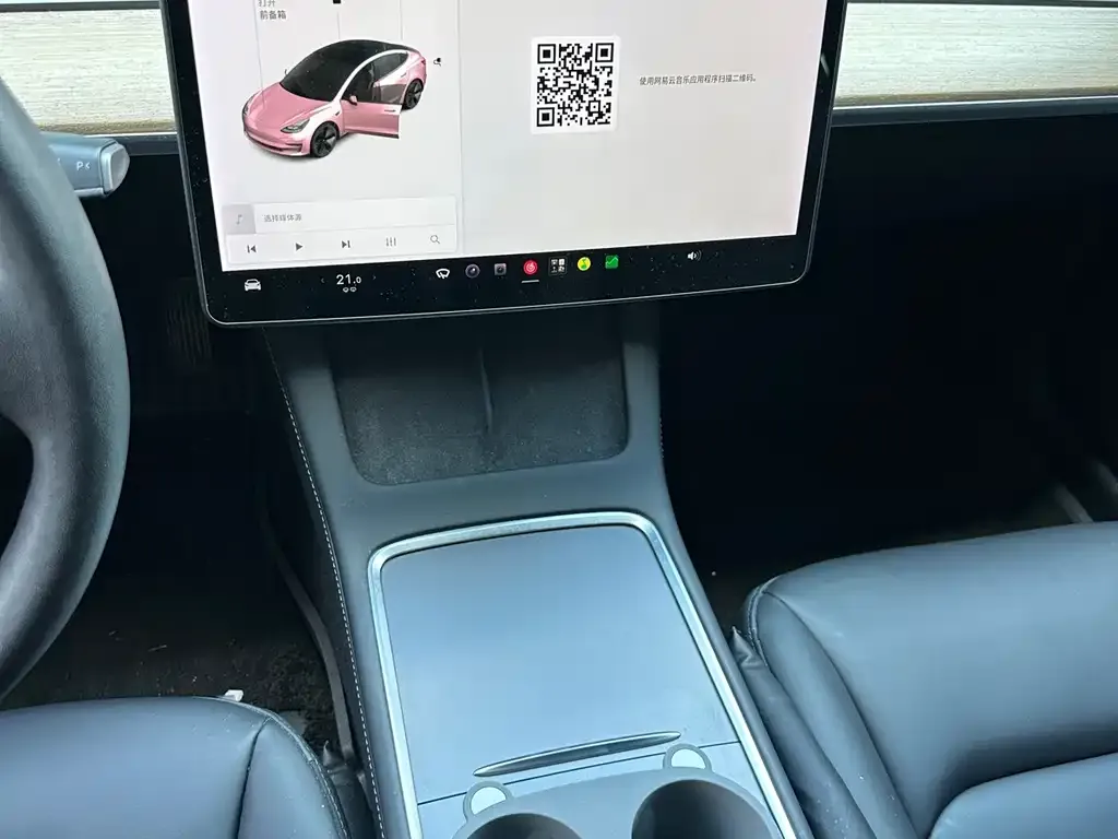 Tesla Model 3 — фото 2