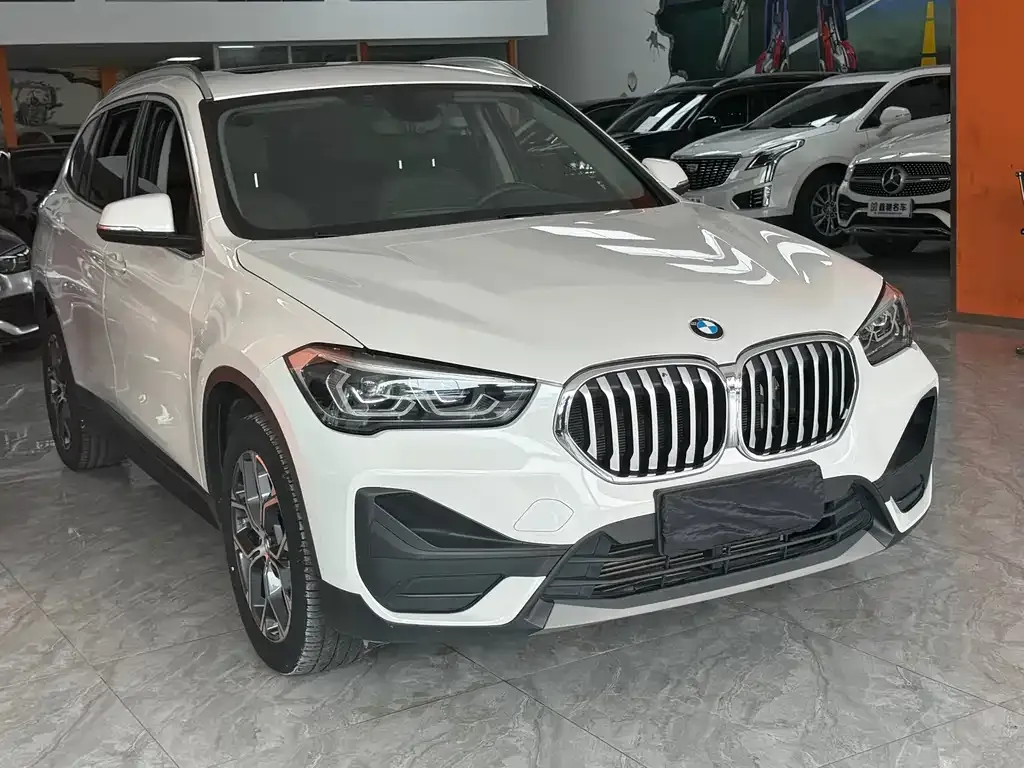 BMW X1 — фото 3