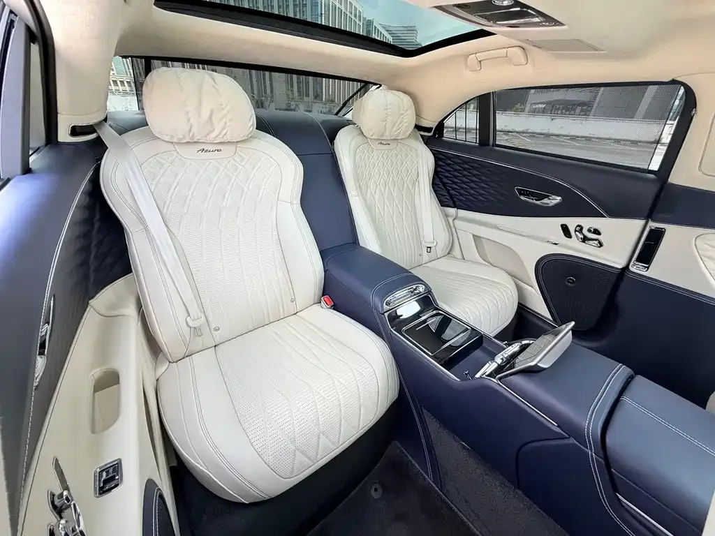 Bentley Flying Spur — фото 8