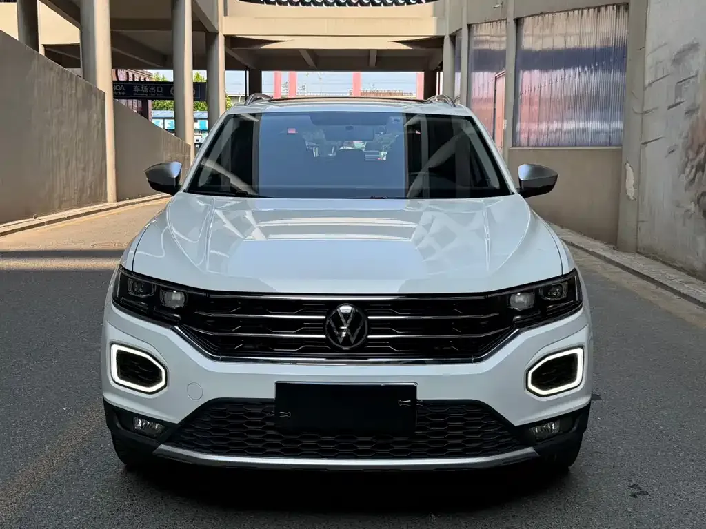 Volkswagen T-Roc — фото 5