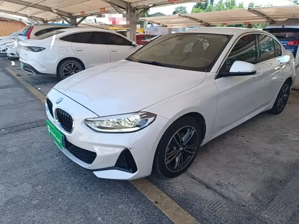 BMW 1 Series — фото 1