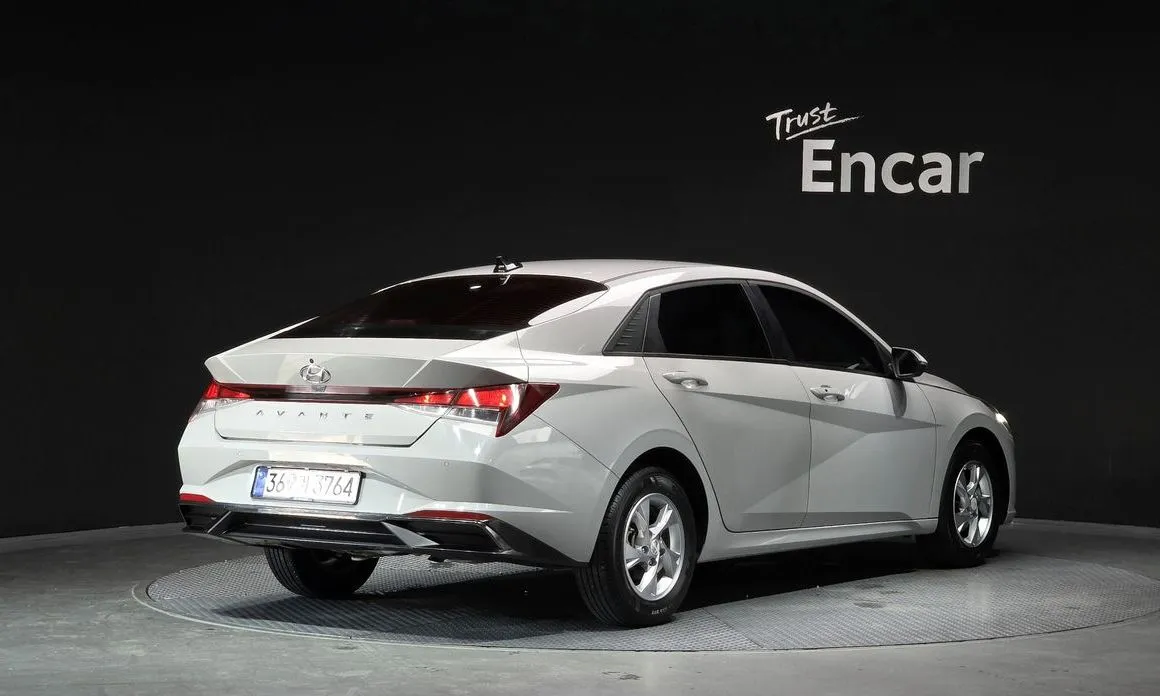 Hyundai AVANTE — фото 4