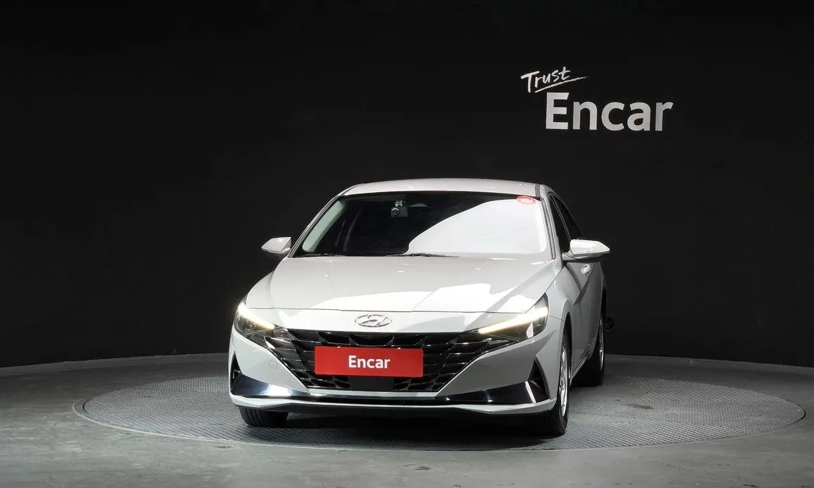Hyundai AVANTE — фото 3