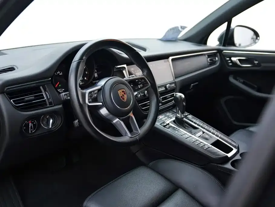 Porsche Macan — фото 3