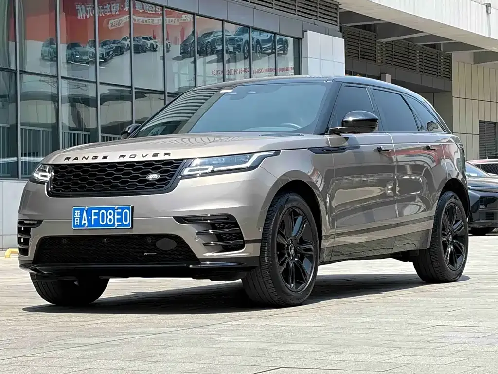 Land Rover Velar — фото 1