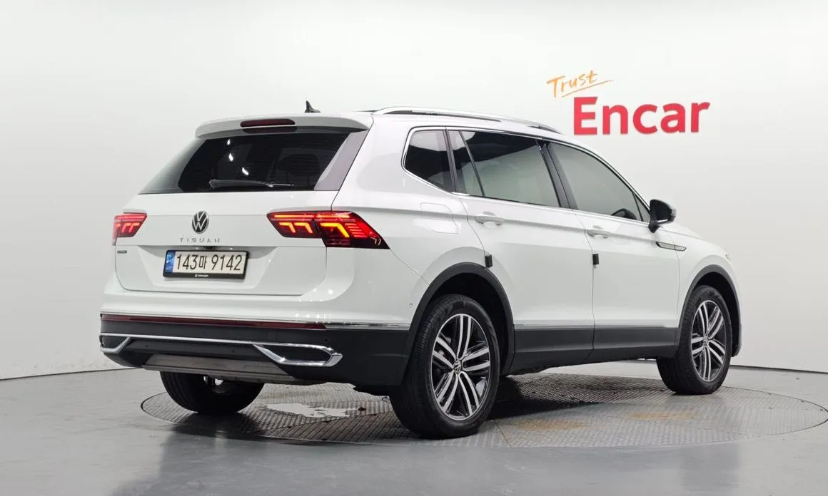 Volkswagen Tiguan — фото 4