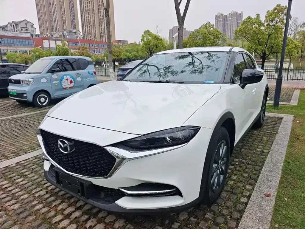 Mazda CX-4 — фото 1