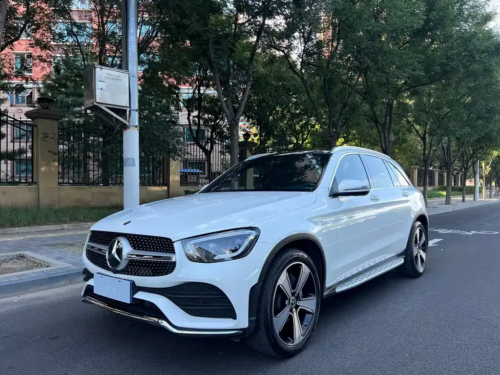 Mercedes-Benz GLC — фото 1