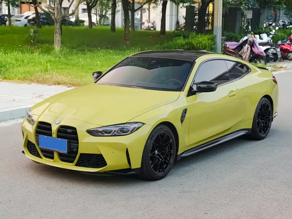 BMW M4 — фото 1