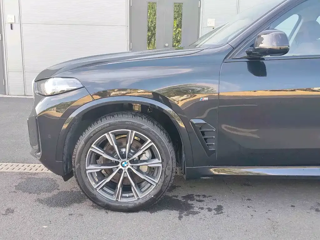 BMW X5 — фото 2