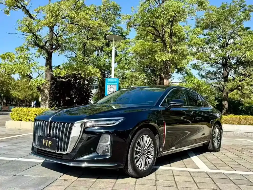 Hongqi H5 — фото 1