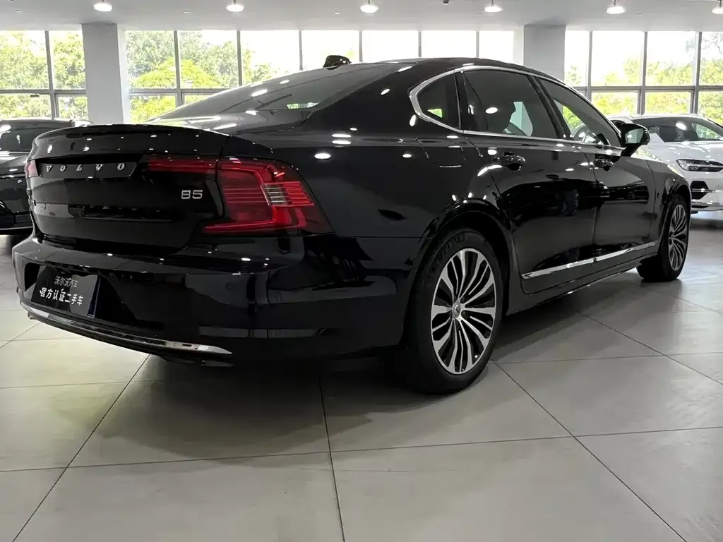 Volvo S90 — фото 2