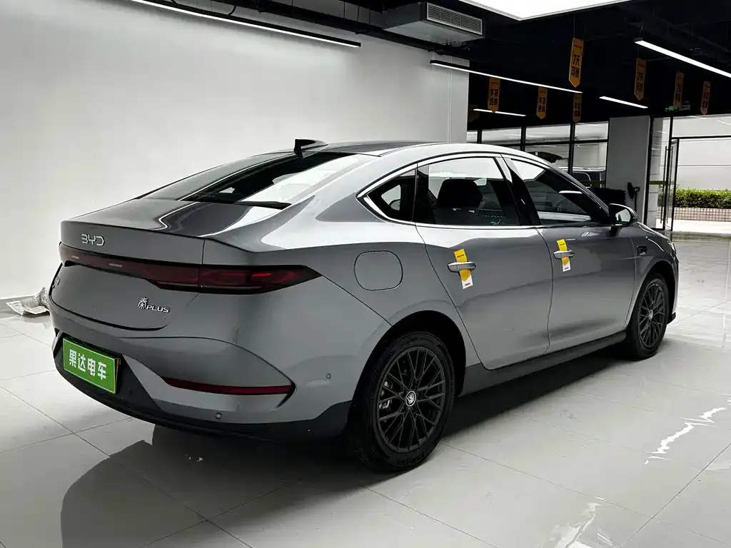 BYD Qin PLUS — фото 8