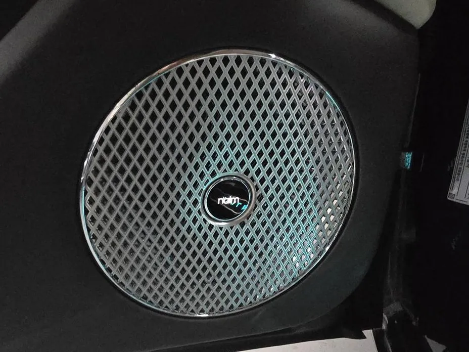 Bentley Flying Spur — фото 9