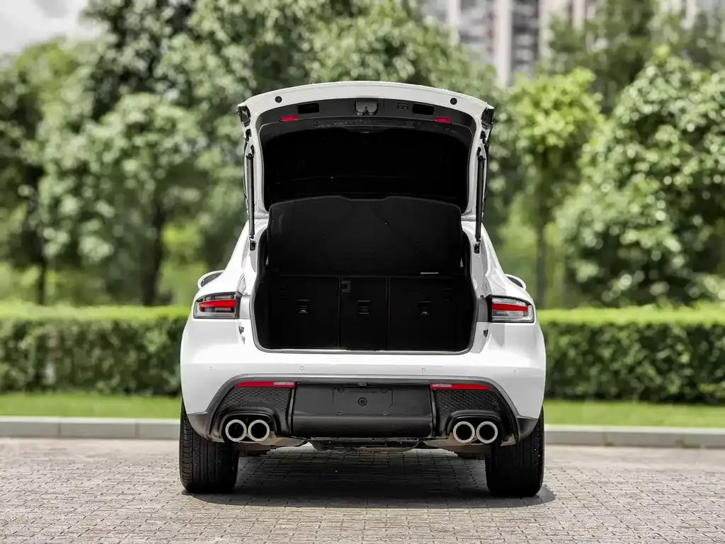 Porsche Macan — фото 10