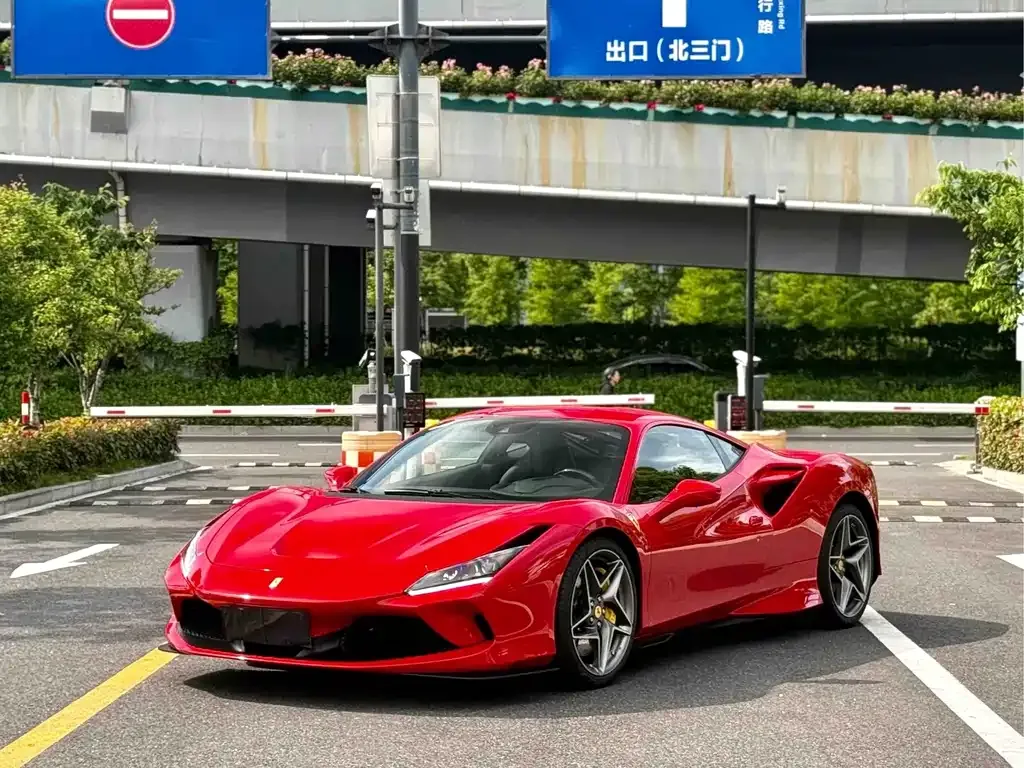 Ferrari F8 — фото 5