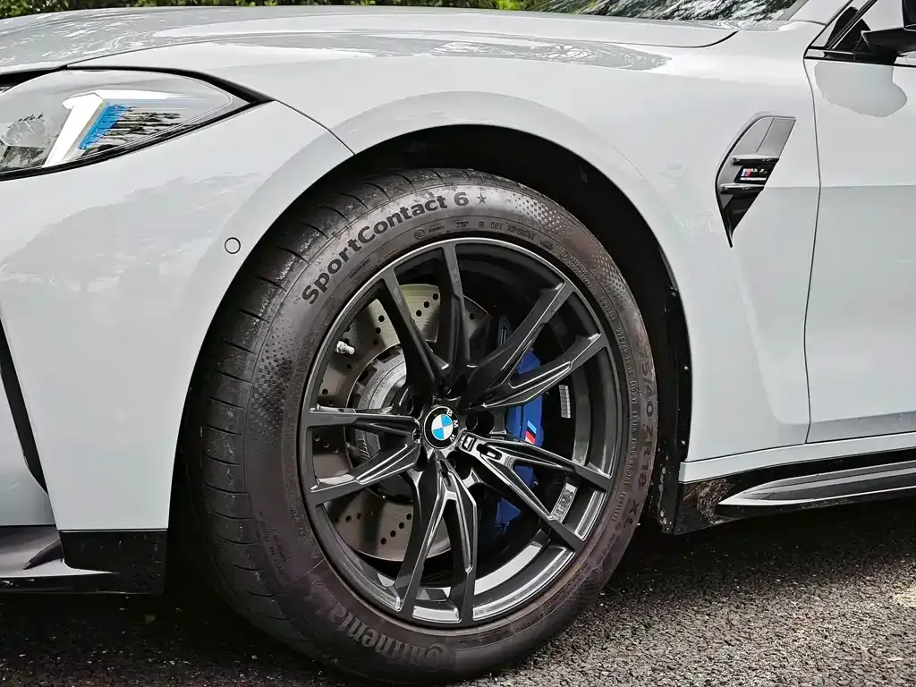 BMW M4 — фото 2