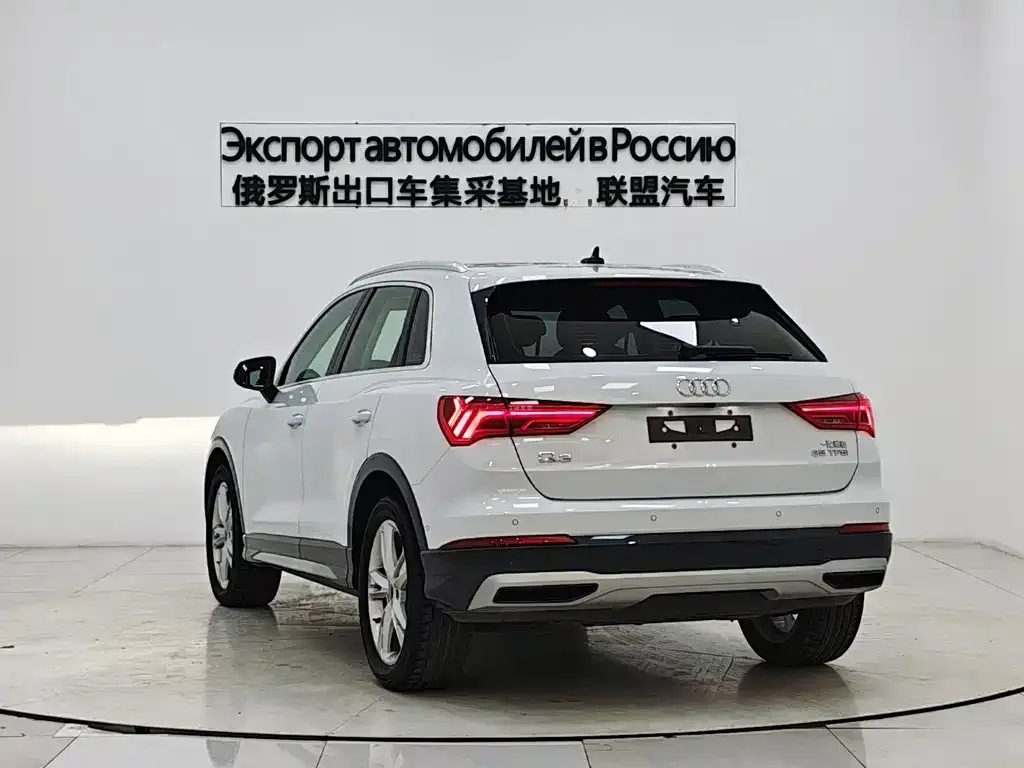 Audi Q3 — фото 3