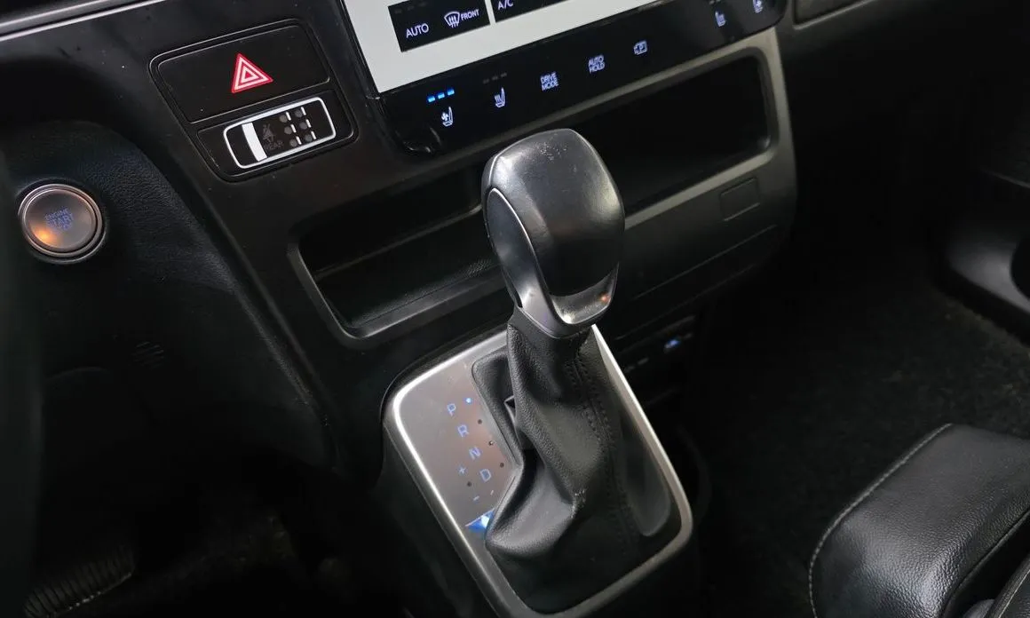 Hyundai Staria — фото 8