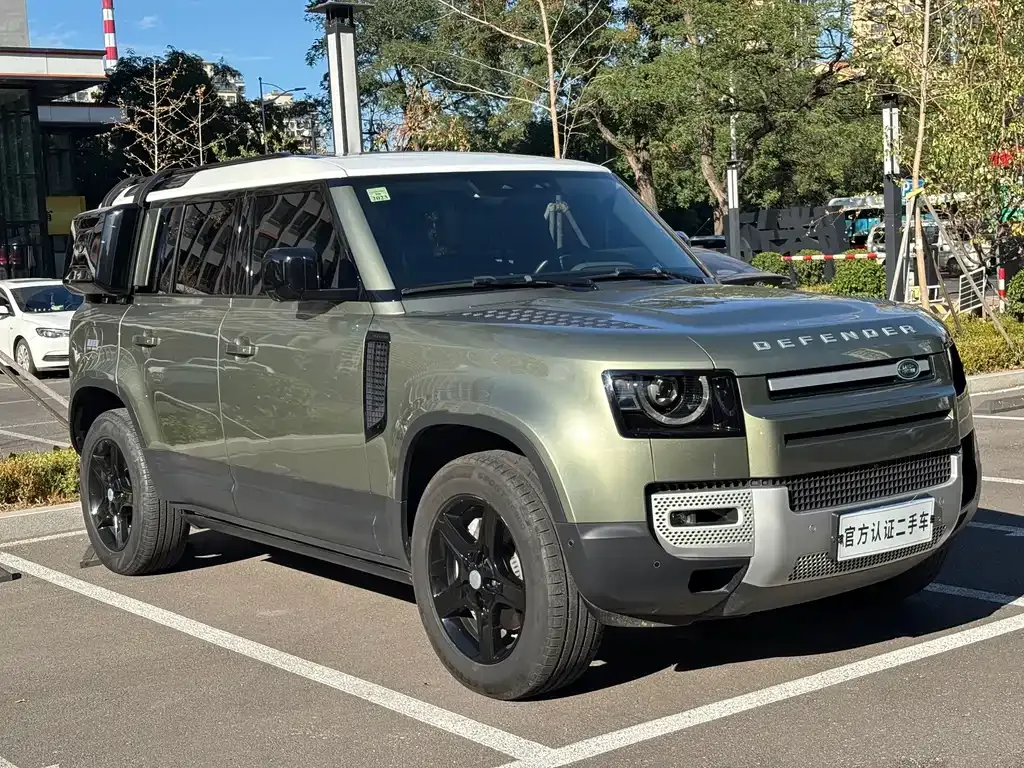 Land Rover Defender — фото 10