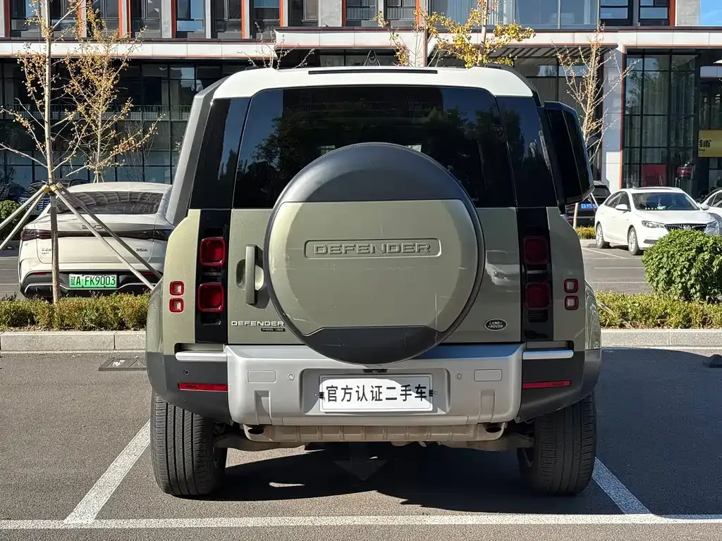 Land Rover Defender — фото 5