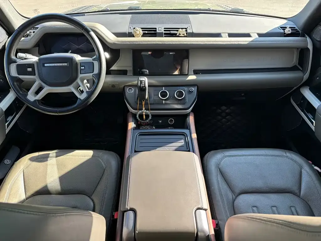 Land Rover Defender — фото 4