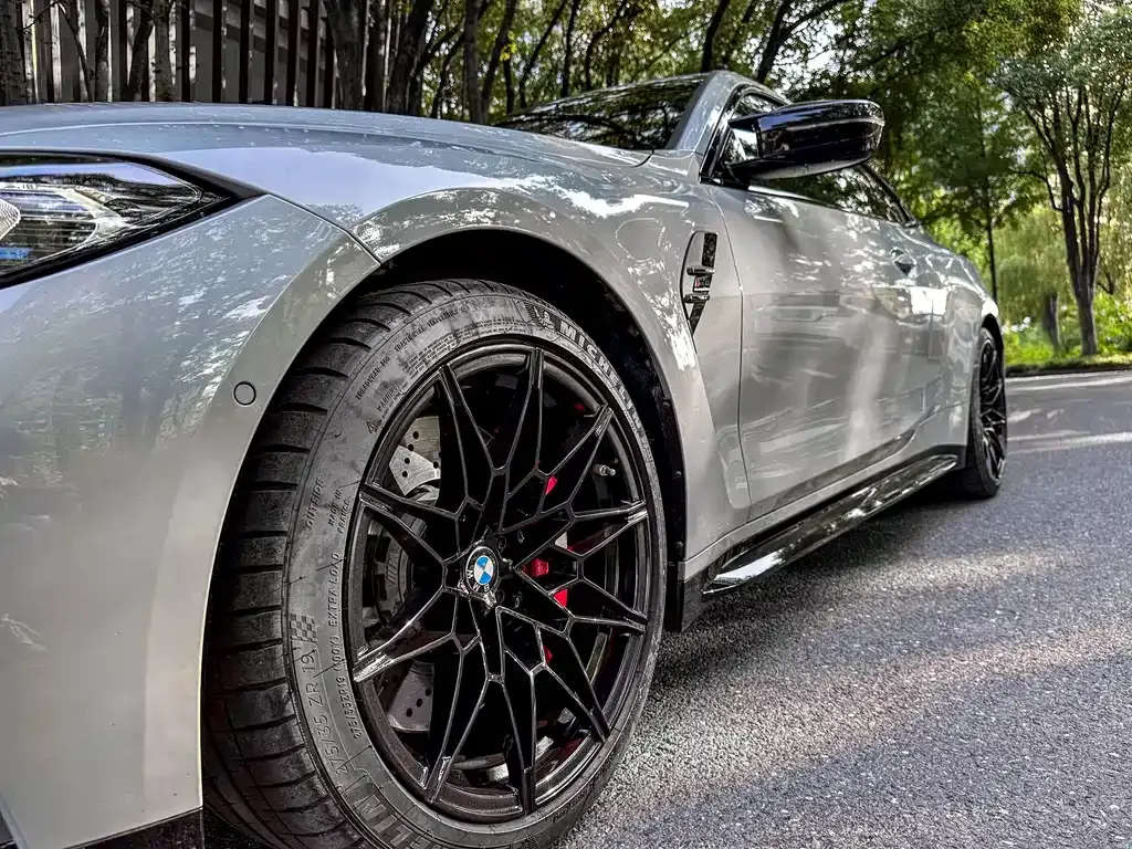 BMW M4 — фото 7