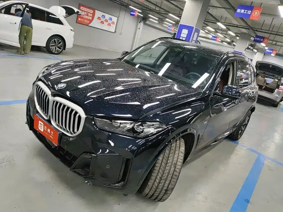 BMW X5 — фото 1