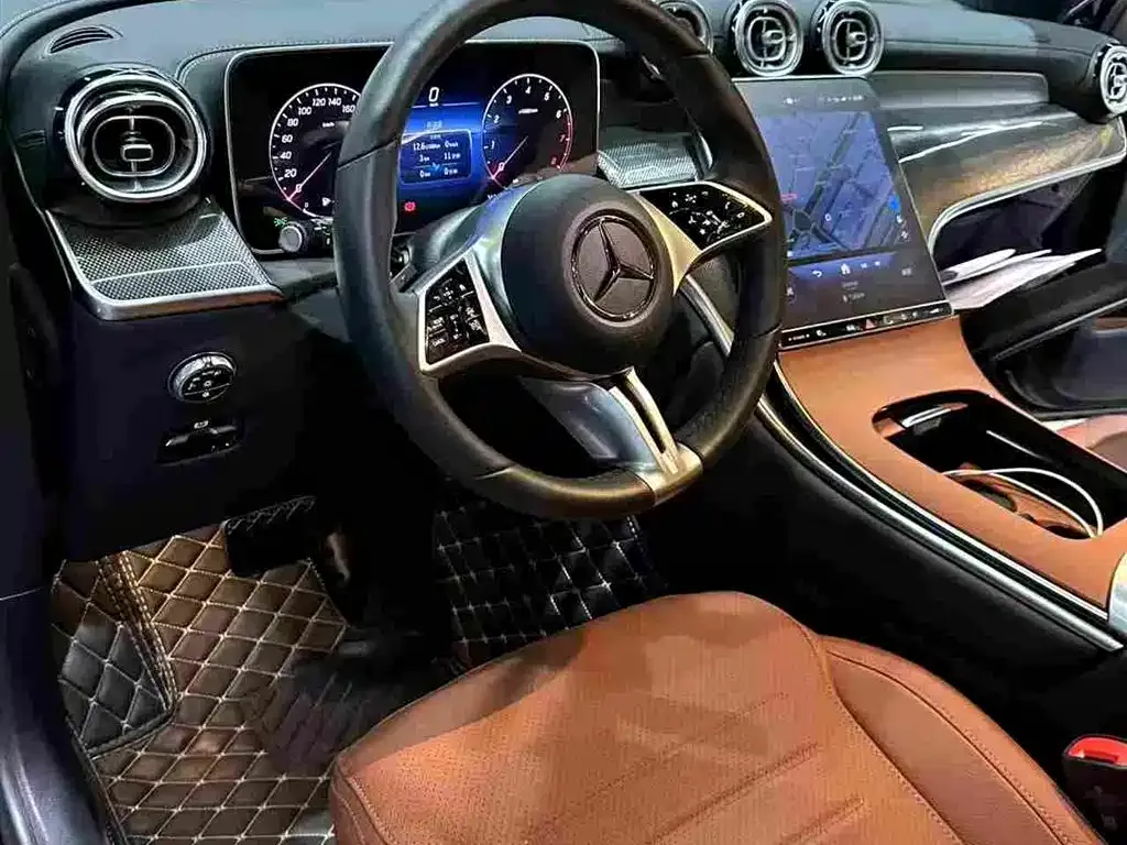 Mercedes-Benz GLC — фото 3
