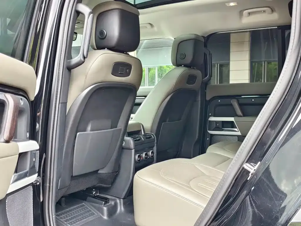 Land Rover Defender — фото 3