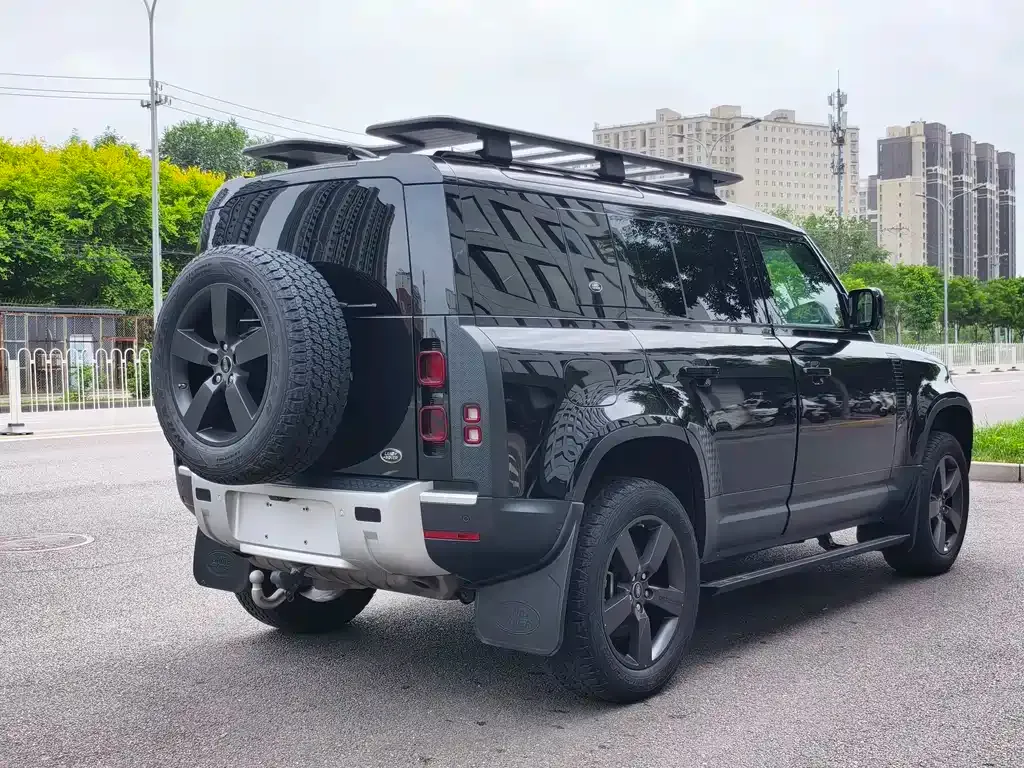 Land Rover Defender — фото 9