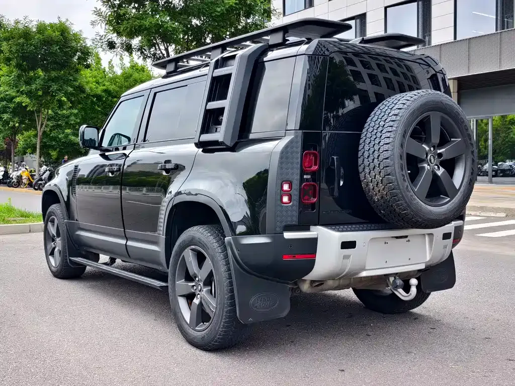 Land Rover Defender — фото 4