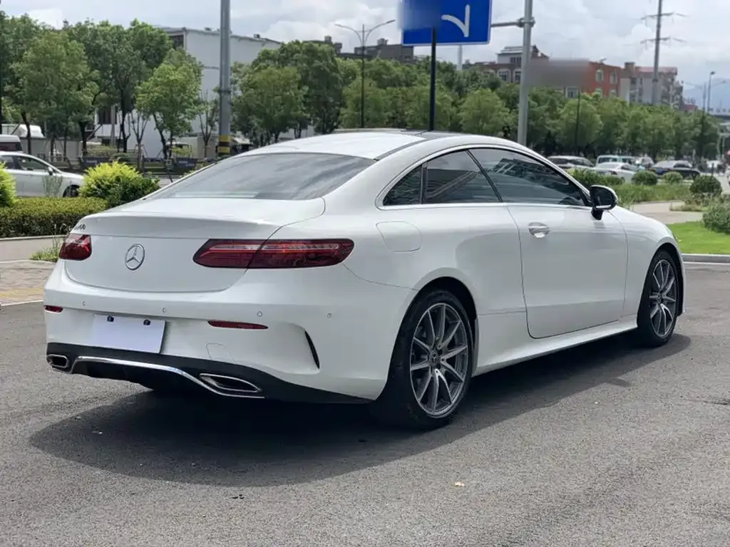 Mercedes-Benz E-Class (Import) — фото 7