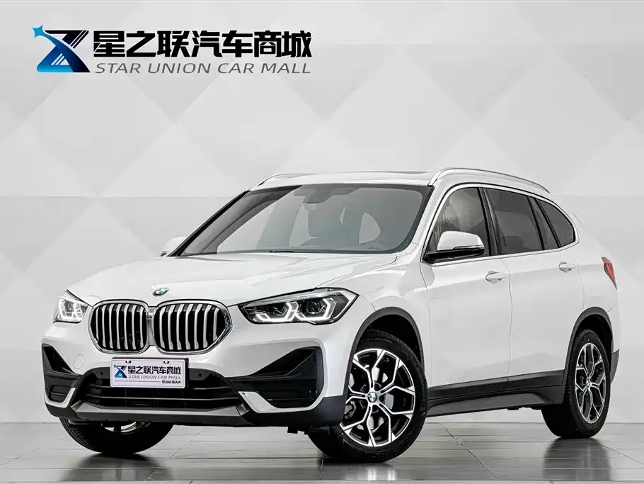 BMW X1 — фото 1