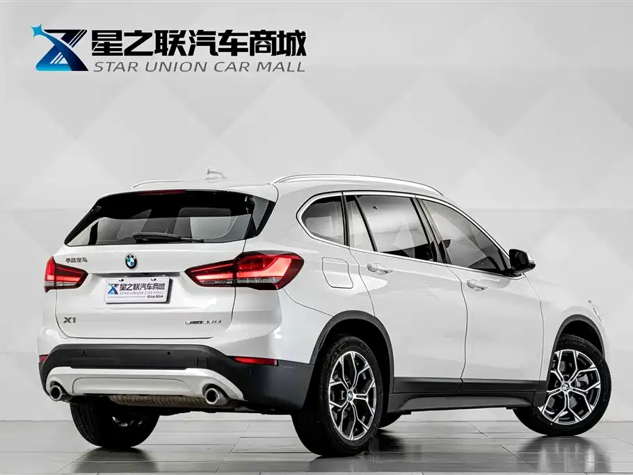 BMW X1 — фото 8
