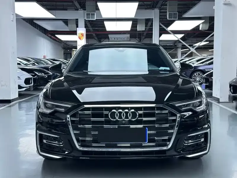 Audi A6L — фото 7