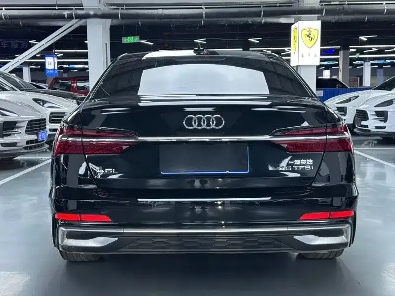 Audi A6L — фото 2
