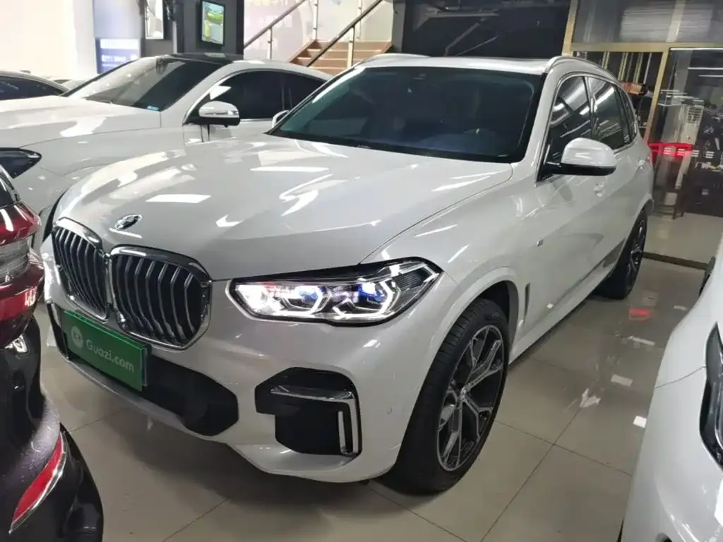 BMW X5 — фото 1