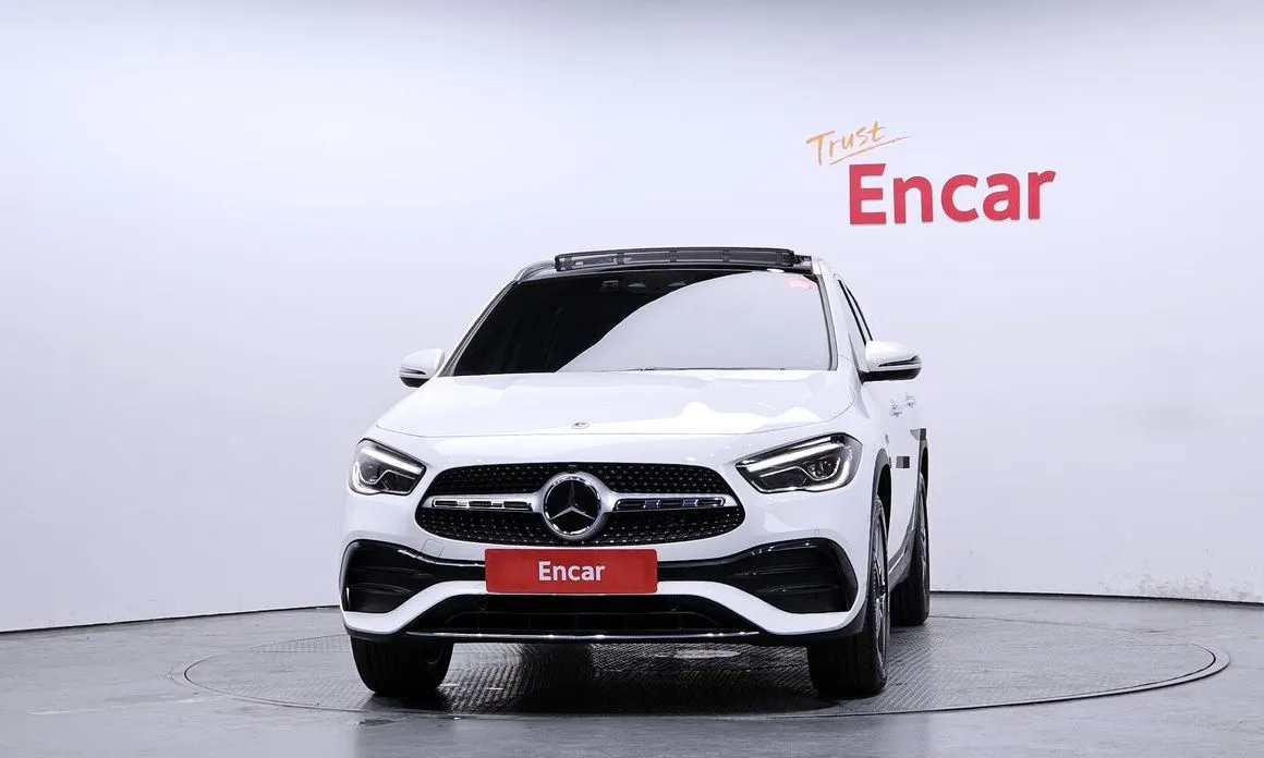 Mercedes-Benz GLA-Class — фото 7